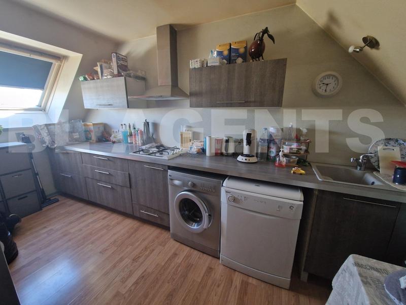 Pavillon - 175 m² - 10 pièces