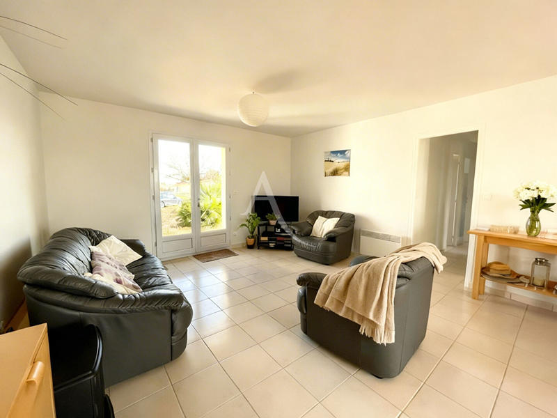 Maison - 85 m² - 5 pièces