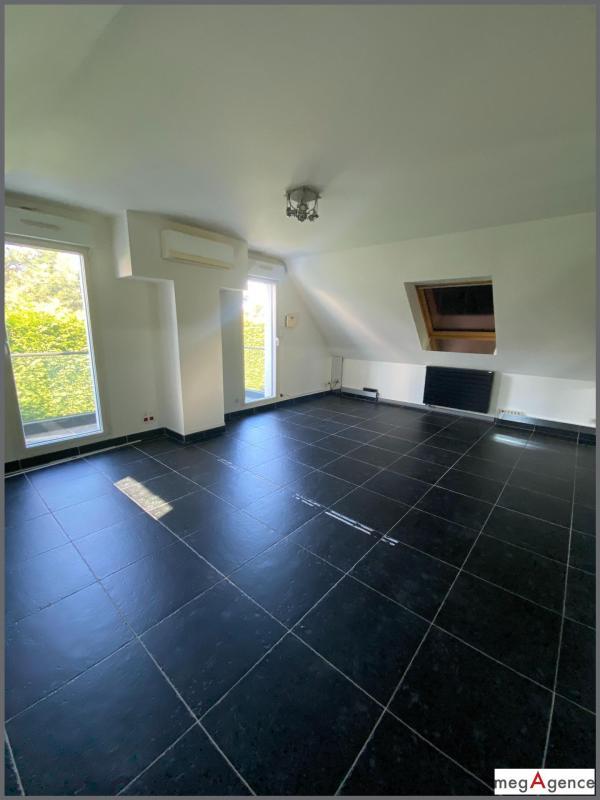 Maison - 210 m² - 5 pièces