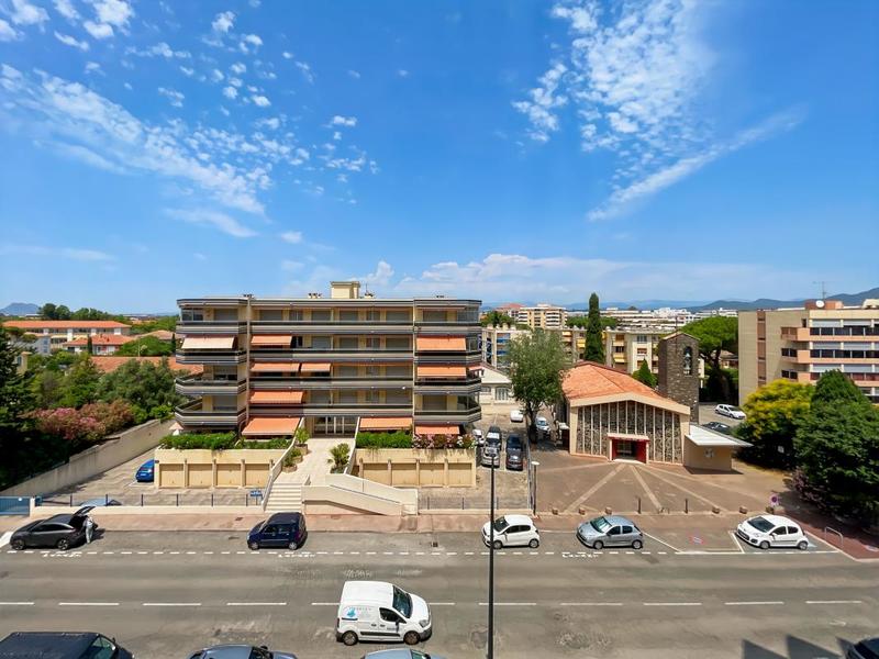 Studio - 25 m² - 1 pièce