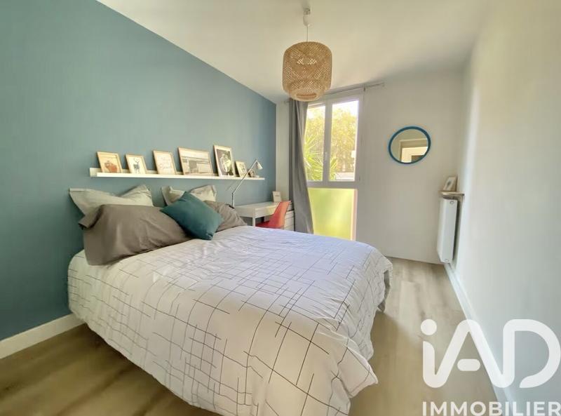 Appartement - 80 m² - 4 pièces