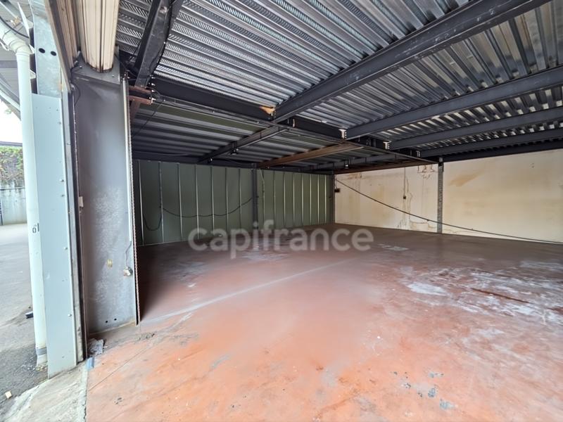 Entrepôt - 100 m² - 1 pièce