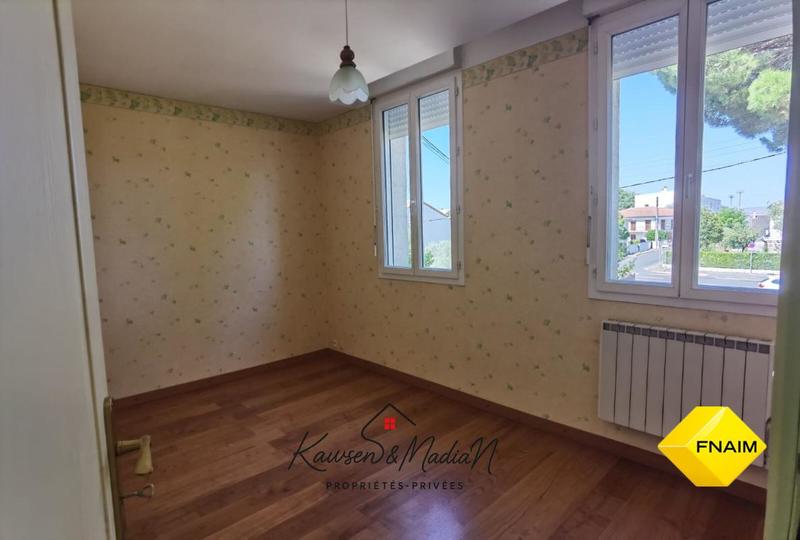 Immeuble - 250 m² - 18 pièces