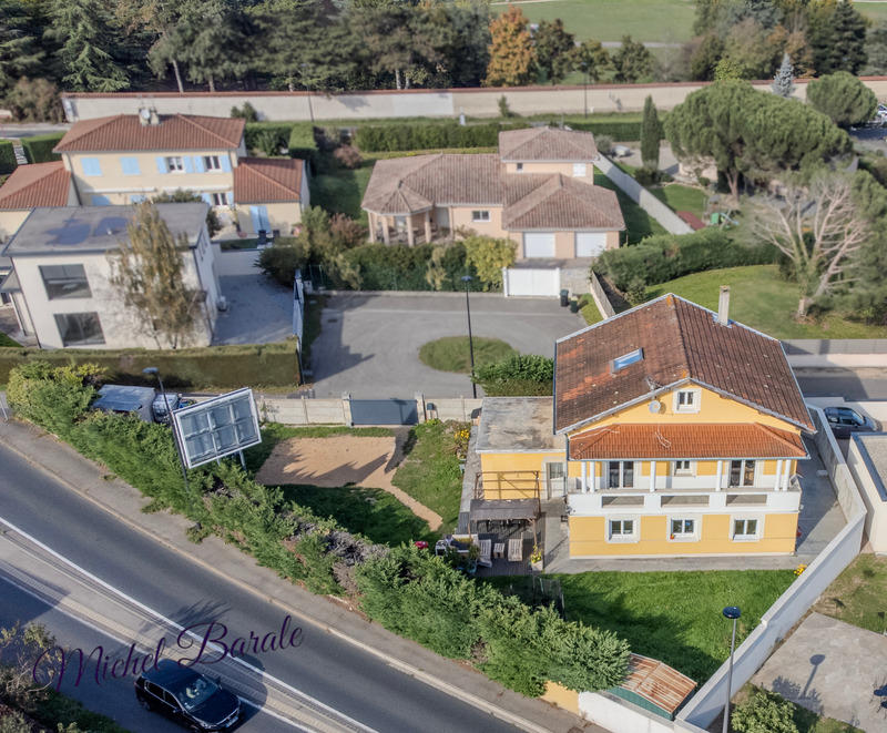 Maison - 200 m² - 7 pièces