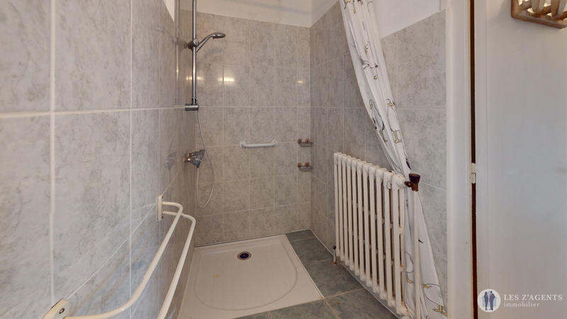 Maison - 101 m² - 6 pièces