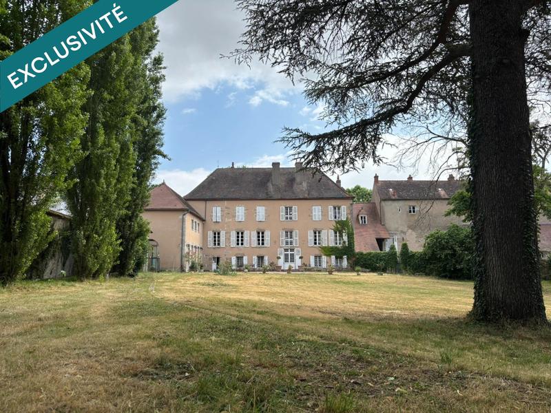 Maison de maîtres - 561 m² - 20 pièces