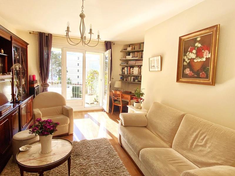 Appartement - 79 m² - 4 pièces