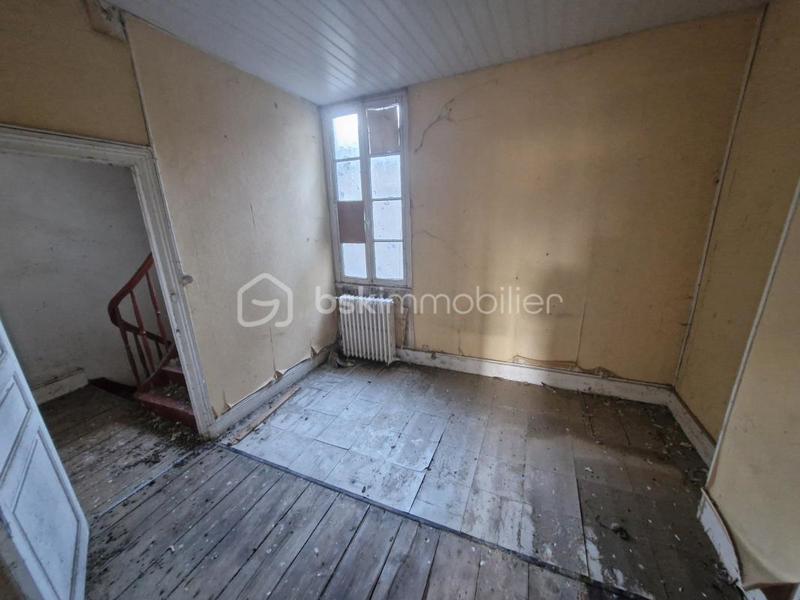 Immeuble - 196 m² - 5 pièces