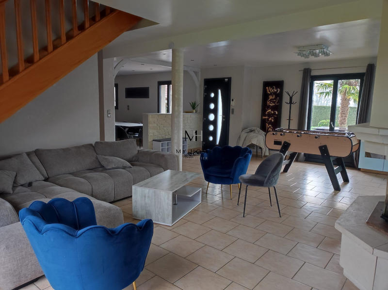 Villa - 220 m² - 10 pièces