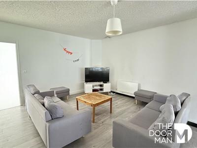 Appartement - 133 m² - 6 pièces