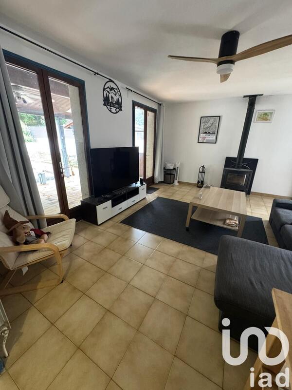 Maison - 95 m² - 6 pièces