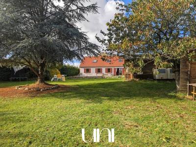 Maison - 137 m² - 6 pièces