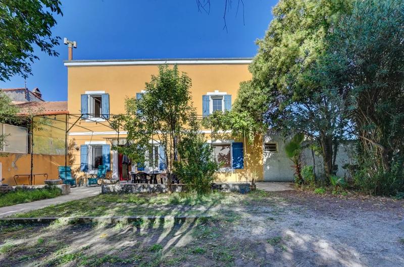 Maison - 110 m² - 6 pièces