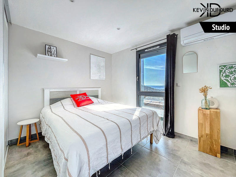 Villa - 285 m² - 11 pièces