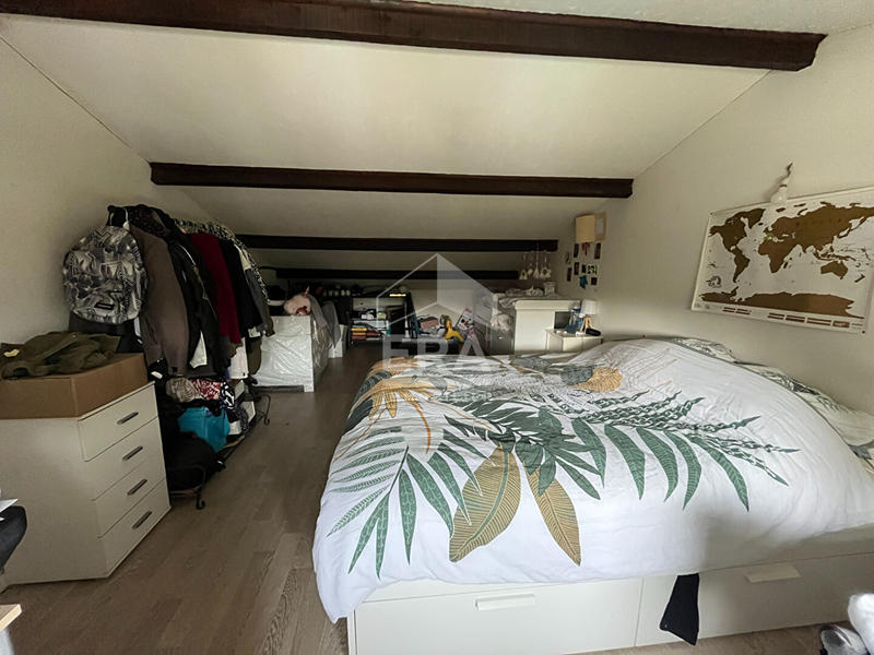 Maison - 186 m² - 8 pièces