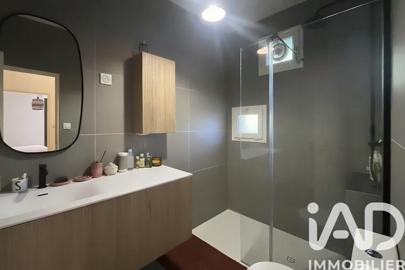 Maison - 252 m² - 7 pièces