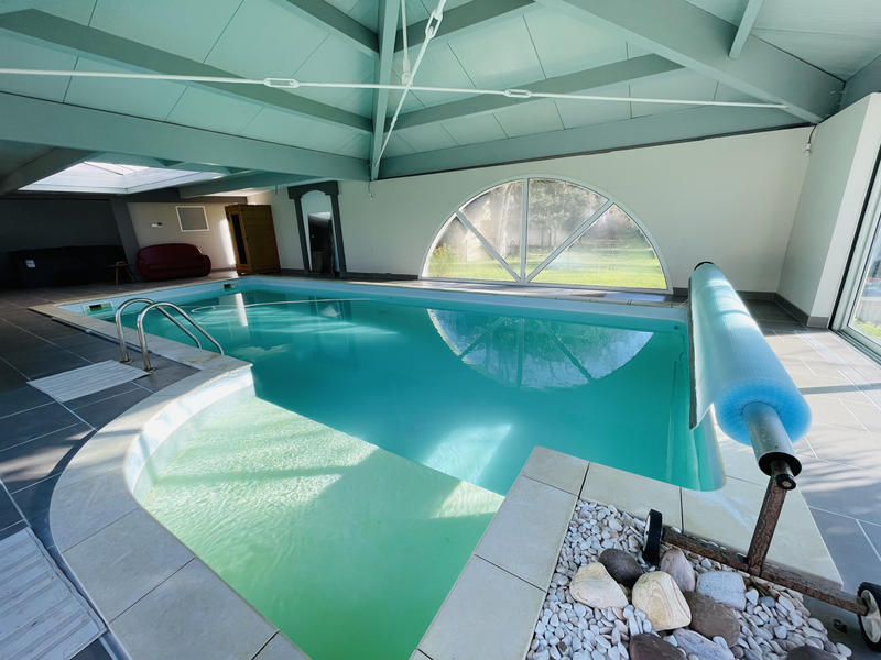 Maison - 200 m² - 6 pièces