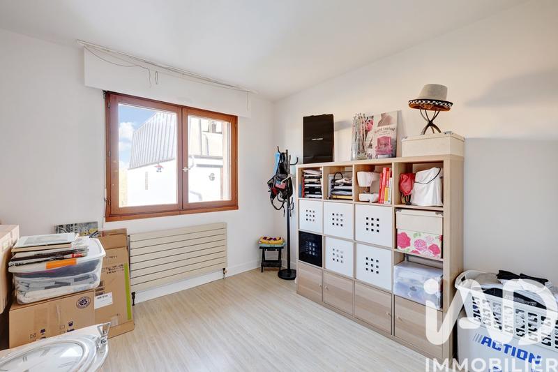 Appartement - 182 m² - 8 pièces