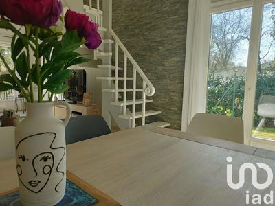 Maison - 183 m² - 6 pièces