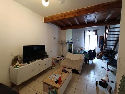 Studio - 149 m² - 5 pièces