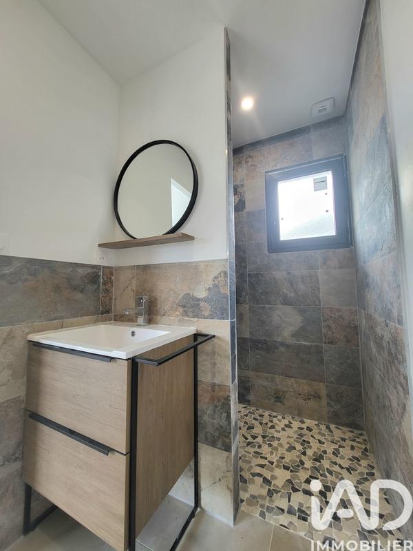 Maison - 97 m² - 4 pièces