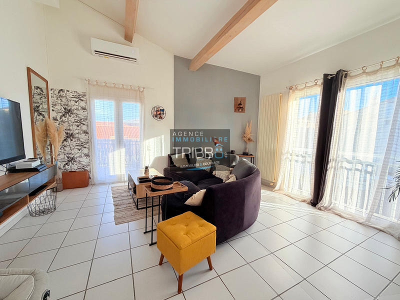 Immeuble - 219 m² - 8 pièces