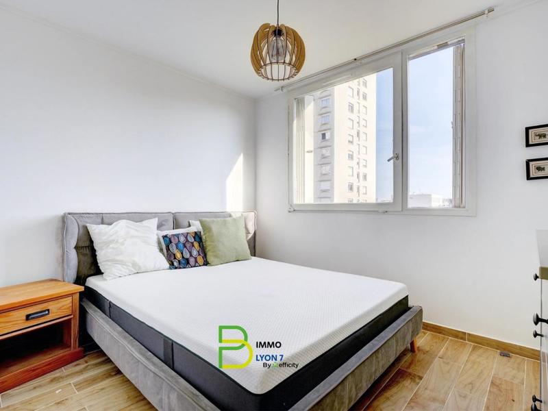 Appartement - 79 m² - 3 pièces