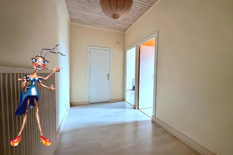 Demeure - 234 m² - 7 pièces