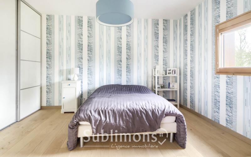 Maison contemporaine - 189 m² - 6 pièces