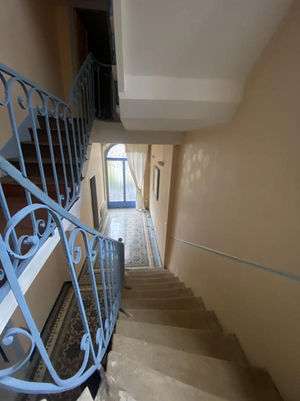 Maison - 320 m² - 11 pièces