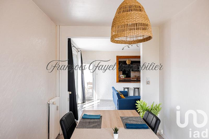 Appartement - 77 m² - 4 pièces