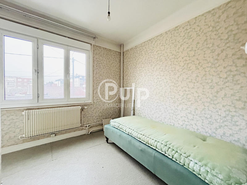 Maison - 90 m² - 6 pièces