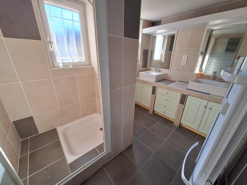 Maison - 136 m² - 6 pièces