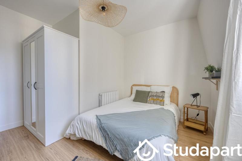 Chambre - 24 m² - 1 pièce