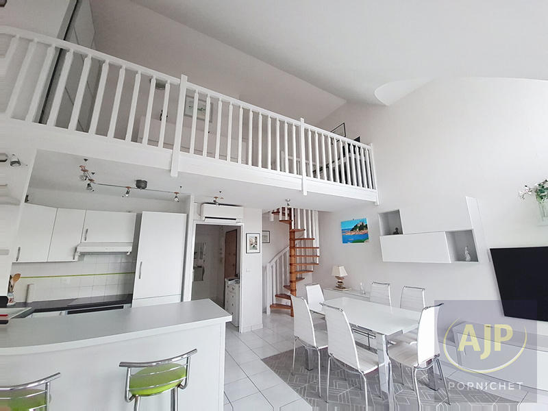 Appartement - 77 m² - 3 pièces