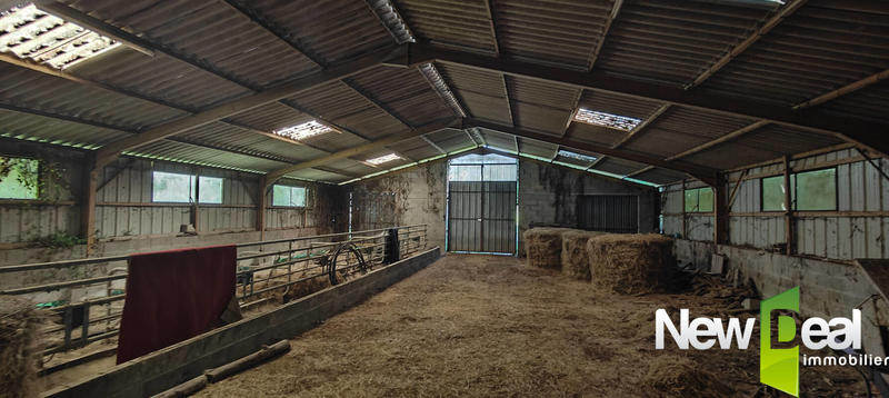 Demeure - 226 m² - 9 pièces