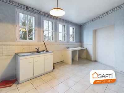 Maison - 175 m² - 6 pièces