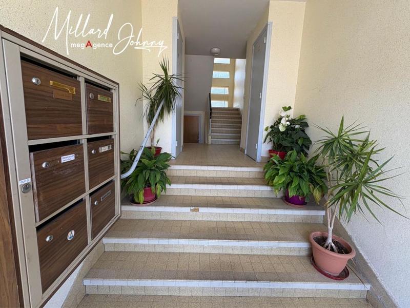 Immeuble - 1 011 m²