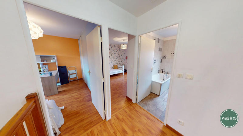 Maison traditionnelle - 73 m² - 4 pièces