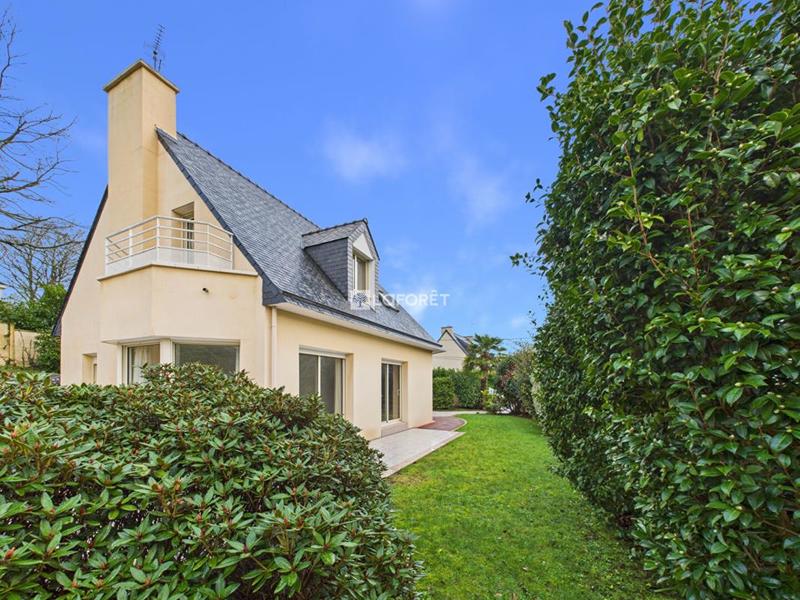 Maison - 167 m² - 5 pièces