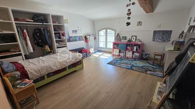 Maison de maîtres - 530 m² - 17 pièces