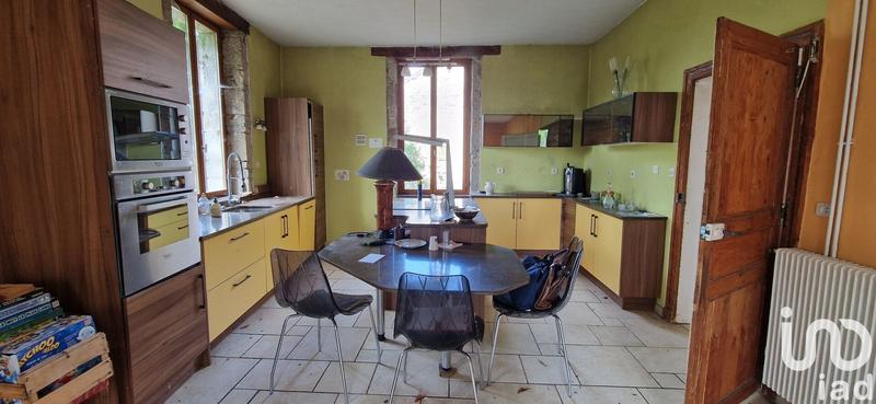 Maison - 315 m² - 15 pièces