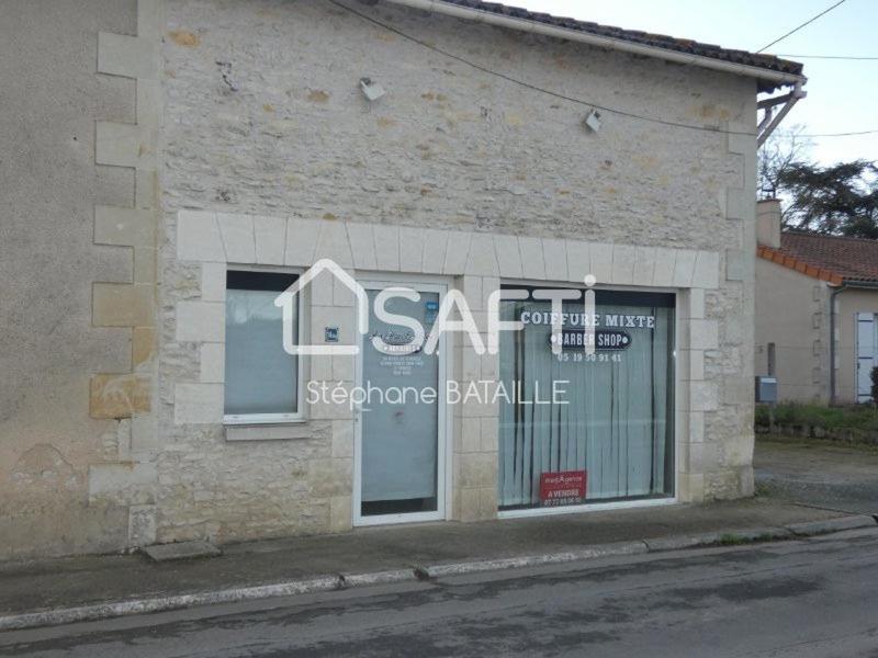 Local commercial - 49 m² - 2 pièces