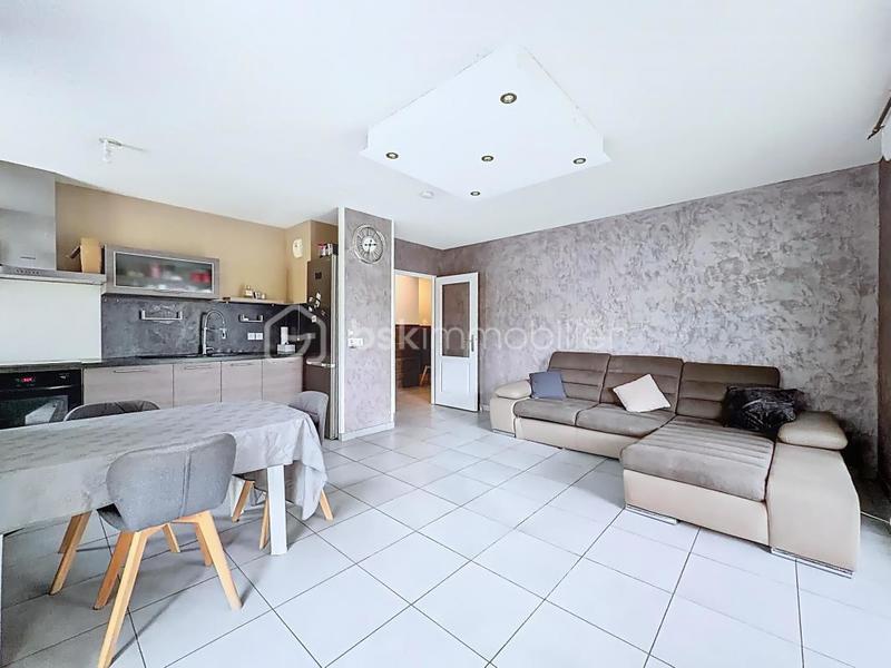 Appartement - 81 m² - 4 pièces