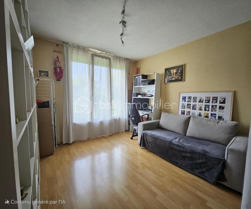 Appartement - 94 m² - 5 pièces