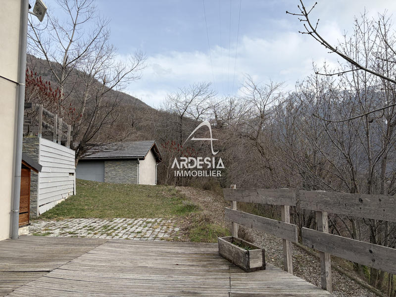 Maison - 136 m² - 4 pièces