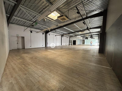 Local commercial - 415 m²