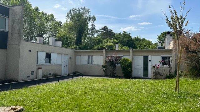 Maison - 100 m² - 6 pièces