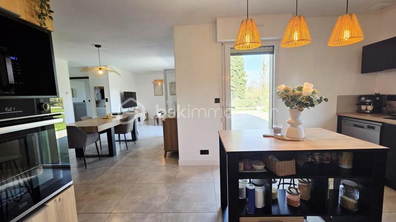 Maison - 85 m² - 5 pièces