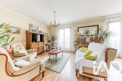 Maison - 106 m² - 6 pièces